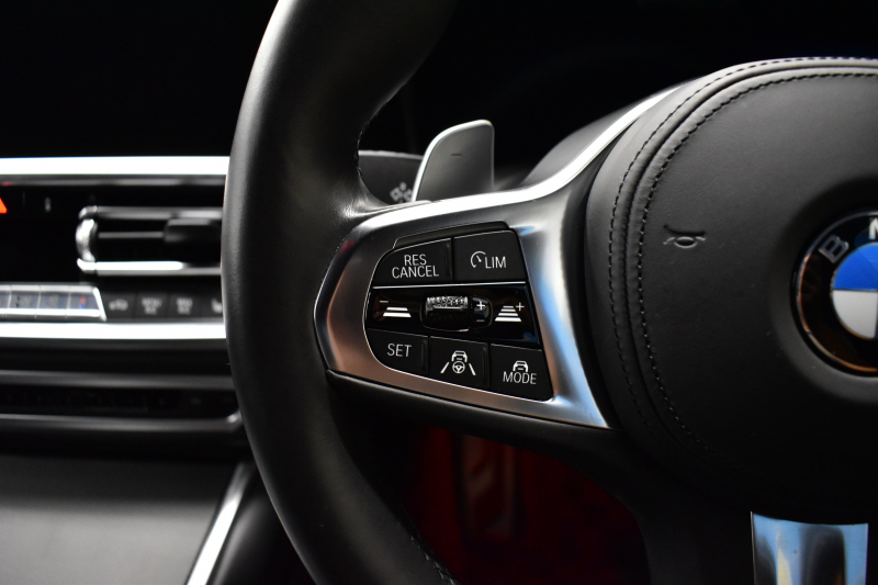 BMW 3シリーズ M340i Xﾄﾞﾗｲﾌﾞ ｲﾉﾍﾞｰｼｮﾝP ﾋｰﾀｰ付黒革 ACC HUD ﾚｰｻﾞｰLEDﾗｲﾄ 可変Mｻｽ Mｽﾎﾟｰﾂﾌﾞﾚｰｷ ｼﾞｪｽﾁｬｰCﾀｯﾁﾊﾟﾈﾙﾅﾋﾞ全周囲ｶﾒ駐車ｱｼｽﾄ ﾊｰﾏﾝｶｰﾄﾞﾝｽﾋﾟｰｶｰ Mperformanceｶｰﾎﾞﾝｲﾝﾃﾘｱﾄﾘﾑ 側面衝突&車線変更&逸脱警告 2年保証