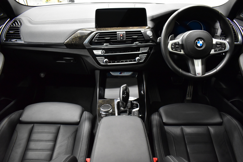 BMW X3 M40d ｾﾚｸﾄ&ﾊｲﾗｲﾝﾊﾟｯｹｰｼﾞ 326馬力 ﾊﾟﾉﾗﾏｻﾝﾙｰﾌ 全席ﾋｰﾀｰ付黒革 ﾊｰﾏﾝｶｰﾄﾞﾝ 21AW 追従ACC HUD ｽﾃｱﾘﾝｸﾞｻﾎﾟｰﾄ ﾀｯﾁﾊﾟﾈﾙﾅﾋﾞ ﾌﾙｾｸﾞ 全周囲ｶﾒﾗ3Dﾋﾞｭｰ LEDﾍｯﾄﾞﾗｲﾄ 電動Rｹﾞｰﾄ ﾜｲﾔﾚｽ充電 液晶ﾒｰﾀｰ 2年保証