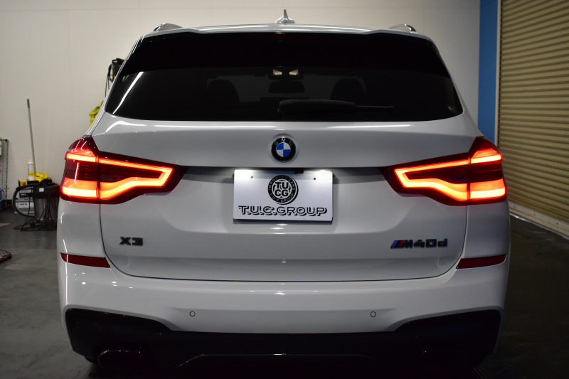 BMW X3 M40d ｾﾚｸﾄ&ﾊｲﾗｲﾝﾊﾟｯｹｰｼﾞ 326馬力 ﾊﾟﾉﾗﾏｻﾝﾙｰﾌ 全席ﾋｰﾀｰ付黒革 ﾊｰﾏﾝｶｰﾄﾞﾝ 21AW 追従ACC HUD ｽﾃｱﾘﾝｸﾞｻﾎﾟｰﾄ ﾀｯﾁﾊﾟﾈﾙﾅﾋﾞ ﾌﾙｾｸﾞ 全周囲ｶﾒﾗ3Dﾋﾞｭｰ LEDﾍｯﾄﾞﾗｲﾄ 電動Rｹﾞｰﾄ ﾜｲﾔﾚｽ充電 液晶ﾒｰﾀｰ 2年保証