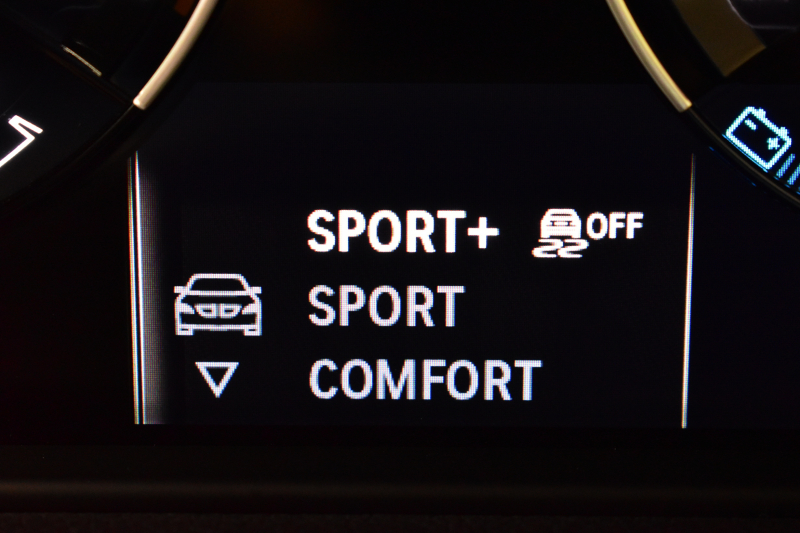 BMW Mシリーズ M2 MDCT 7速DCT LCI後期 ﾋｰﾀｰ付黒革 LEDﾍｯﾄﾞﾗｲﾄ&ﾃｰﾙ ﾀｯﾁﾊﾟﾈﾙHDDﾅﾋﾞ Bｶﾒﾗ ﾘｱPDC 19AW 車線逸脱&歩行者警告 衝突軽減ﾌﾞﾚｰｷ ｶｰﾎﾞﾝｲﾝﾃﾘｱ 2年保証