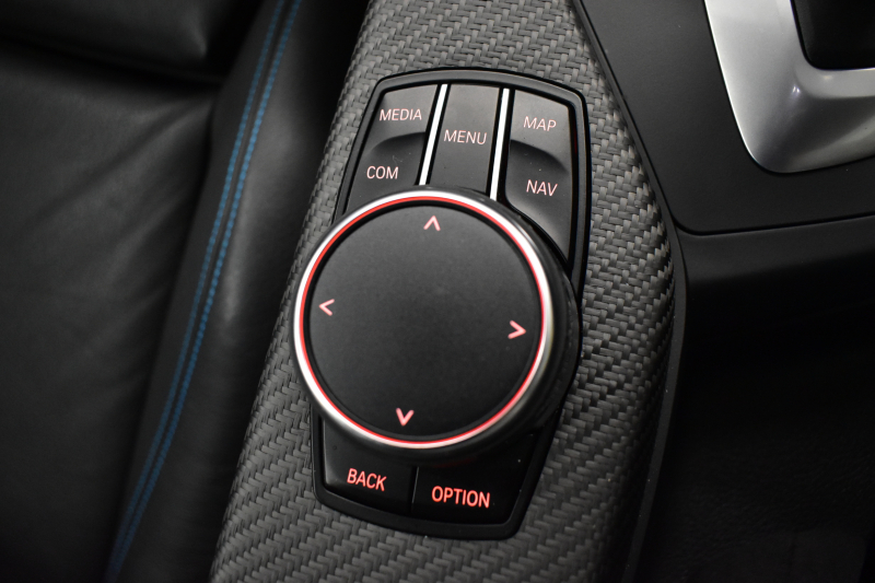 BMW Mシリーズ M2 MDCT 7速DCT LCI後期 ﾋｰﾀｰ付黒革 LEDﾍｯﾄﾞﾗｲﾄ&ﾃｰﾙ ﾀｯﾁﾊﾟﾈﾙHDDﾅﾋﾞ Bｶﾒﾗ ﾘｱPDC 19AW 車線逸脱&歩行者警告 衝突軽減ﾌﾞﾚｰｷ ｶｰﾎﾞﾝｲﾝﾃﾘｱ 2年保証