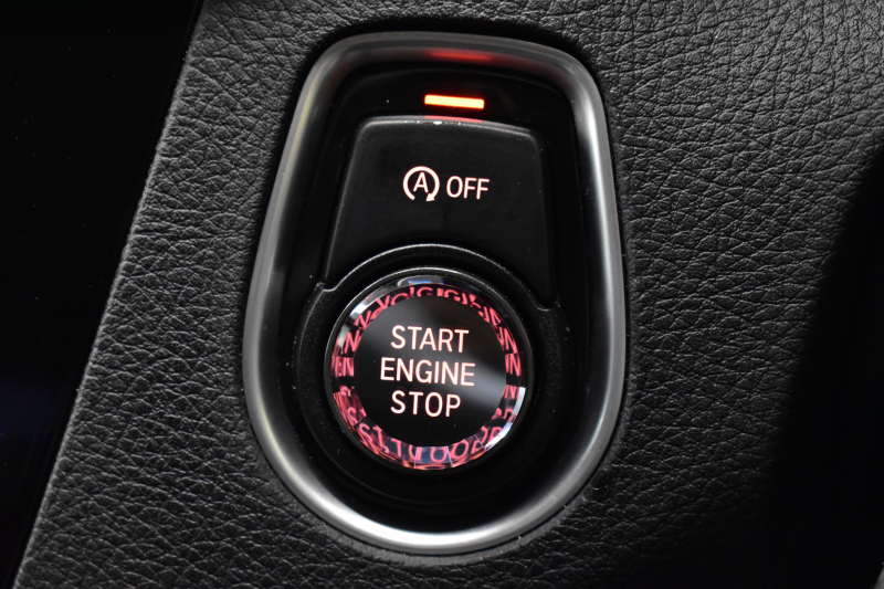 BMW Mシリーズ M2 MDCT 7速DCT LCI後期 ﾋｰﾀｰ付黒革 LEDﾍｯﾄﾞﾗｲﾄ&ﾃｰﾙ ﾀｯﾁﾊﾟﾈﾙHDDﾅﾋﾞ Bｶﾒﾗ ﾘｱPDC 19AW 車線逸脱&歩行者警告 衝突軽減ﾌﾞﾚｰｷ ｶｰﾎﾞﾝｲﾝﾃﾘｱ 2年保証