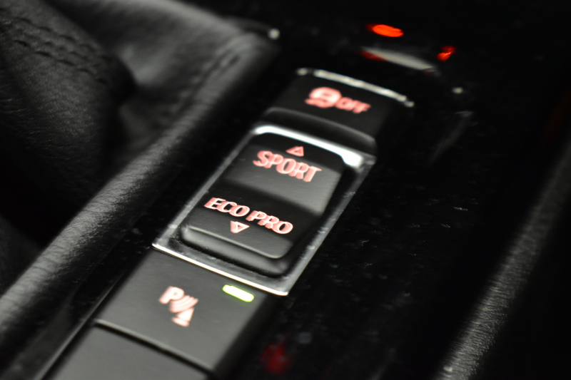 BMW X1 Xdrive18d Xﾗｲﾝ 中期 期間限定特別掲載 4WD 1ｵｰﾅｰ ﾊｲﾗｲﾝ&ｺﾝﾌｫｰﾄ&ｱﾄﾞﾊﾞﾝｽﾄﾞｱｸﾃｨﾌﾞｾｰﾌﾃｨP 追従ACC HUD ﾋｰﾀｰ付電動黒革 LEDﾍｯﾄﾞﾗｲﾄ 衝突軽減B ﾀｯﾁﾊﾟﾈﾙﾅﾋﾞ Bｶﾒﾗ 前後PDC Pｱｼｽﾄ 電動Rｹﾞｰﾄ ｽﾏｰﾄｷｰ 18AW 2年保証