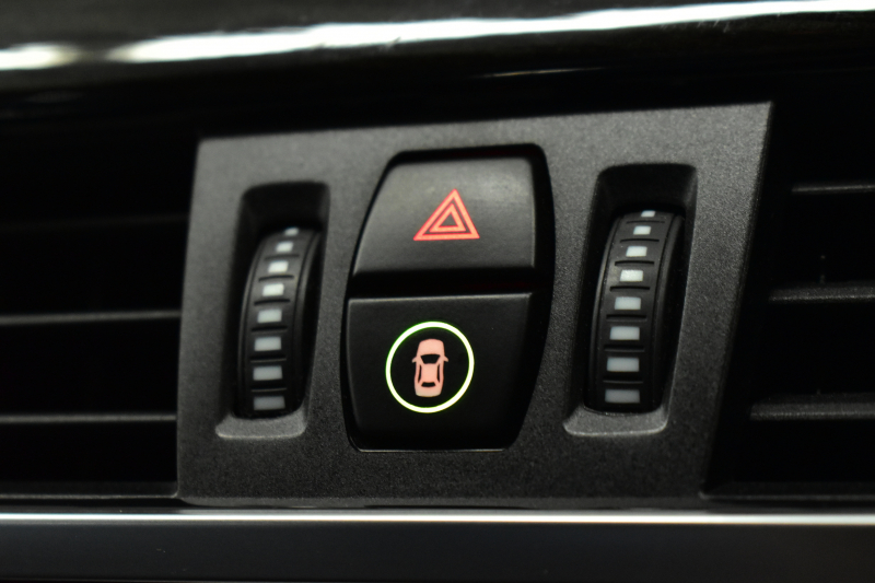 BMW X1 Xdrive18d Xﾗｲﾝ 中期 期間限定特別掲載 4WD 1ｵｰﾅｰ ﾊｲﾗｲﾝ&ｺﾝﾌｫｰﾄ&ｱﾄﾞﾊﾞﾝｽﾄﾞｱｸﾃｨﾌﾞｾｰﾌﾃｨP 追従ACC HUD ﾋｰﾀｰ付電動黒革 LEDﾍｯﾄﾞﾗｲﾄ 衝突軽減B ﾀｯﾁﾊﾟﾈﾙﾅﾋﾞ Bｶﾒﾗ 前後PDC Pｱｼｽﾄ 電動Rｹﾞｰﾄ ｽﾏｰﾄｷｰ 18AW 2年保証