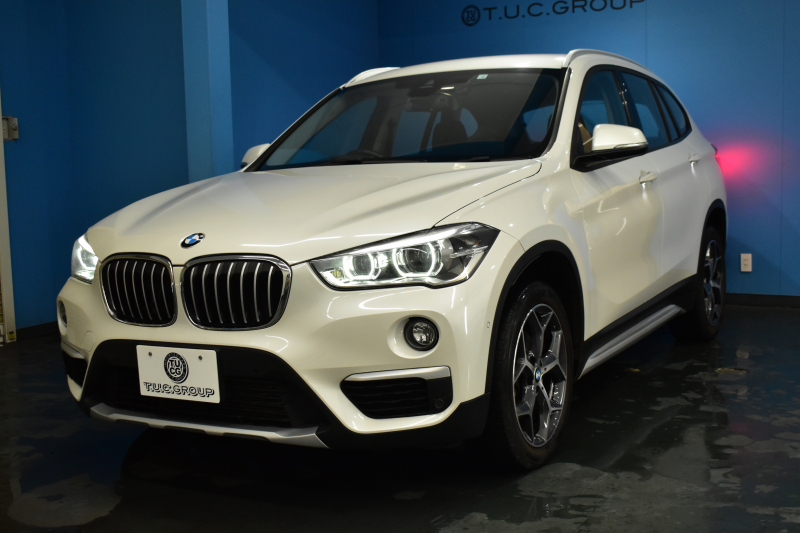 BMW X1 Xdrive18d Xﾗｲﾝ 中期 期間限定特別掲載 4WD 1ｵｰﾅｰ ﾊｲﾗｲﾝ&ｺﾝﾌｫｰﾄ&ｱﾄﾞﾊﾞﾝｽﾄﾞｱｸﾃｨﾌﾞｾｰﾌﾃｨP 追従ACC HUD ﾋｰﾀｰ付電動黒革 LEDﾍｯﾄﾞﾗｲﾄ 衝突軽減B ﾀｯﾁﾊﾟﾈﾙﾅﾋﾞ Bｶﾒﾗ 前後PDC Pｱｼｽﾄ 電動Rｹﾞｰﾄ ｽﾏｰﾄｷｰ 18AW 2年保証