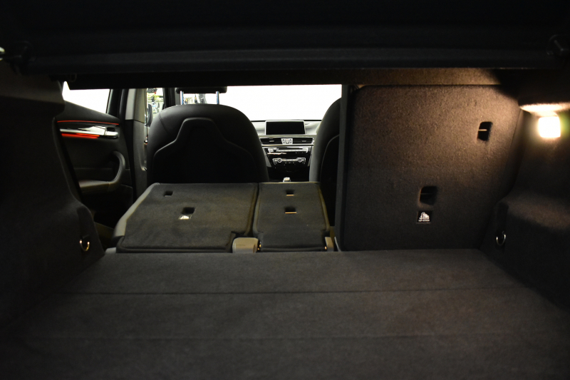 BMW X1 Xdrive18d Xﾗｲﾝ 中期 期間限定特別掲載 4WD 1ｵｰﾅｰ ﾊｲﾗｲﾝ&ｺﾝﾌｫｰﾄ&ｱﾄﾞﾊﾞﾝｽﾄﾞｱｸﾃｨﾌﾞｾｰﾌﾃｨP 追従ACC HUD ﾋｰﾀｰ付電動黒革 LEDﾍｯﾄﾞﾗｲﾄ 衝突軽減B ﾀｯﾁﾊﾟﾈﾙﾅﾋﾞ Bｶﾒﾗ 前後PDC Pｱｼｽﾄ 電動Rｹﾞｰﾄ ｽﾏｰﾄｷｰ 18AW 2年保証