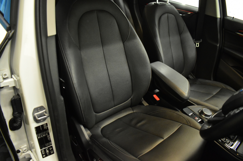 BMW X1 Xdrive18d Xﾗｲﾝ 中期 期間限定特別掲載 4WD 1ｵｰﾅｰ ﾊｲﾗｲﾝ&ｺﾝﾌｫｰﾄ&ｱﾄﾞﾊﾞﾝｽﾄﾞｱｸﾃｨﾌﾞｾｰﾌﾃｨP 追従ACC HUD ﾋｰﾀｰ付電動黒革 LEDﾍｯﾄﾞﾗｲﾄ 衝突軽減B ﾀｯﾁﾊﾟﾈﾙﾅﾋﾞ Bｶﾒﾗ 前後PDC Pｱｼｽﾄ 電動Rｹﾞｰﾄ ｽﾏｰﾄｷｰ 18AW 2年保証