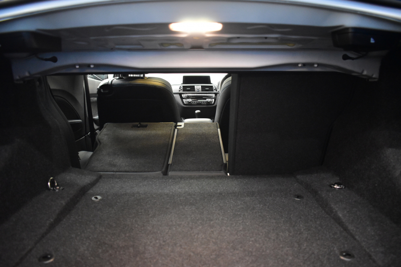 BMW Mシリーズ M2 6速MT LCI後期 ｾﾚｸﾄP ｻﾝﾙｰﾌ ﾋｰﾀｰ付黒革 LEDﾍｯﾄﾞﾗｲﾄ&ﾃｰﾙ ﾀｯﾁﾊﾟﾈﾙHDDﾅﾋﾞ Bｶﾒﾗ ﾘｱPDC 19AW 車線逸脱&歩行者警告 衝突軽減ﾌﾞﾚｰｷ ｶｰﾎﾞﾝｲﾝﾃﾘｱ ｶｰﾎﾞﾝﾄﾗﾝｸｽﾎﾟｲﾗｰ iｽﾄｯﾌﾟ ｽﾏｰﾄｷｰ 2年保証