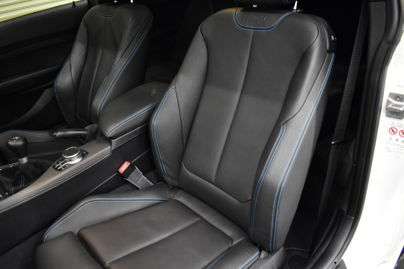 BMW Mシリーズ M2 6速MT LCI後期 ｾﾚｸﾄP ｻﾝﾙｰﾌ ﾋｰﾀｰ付黒革 LEDﾍｯﾄﾞﾗｲﾄ&ﾃｰﾙ ﾀｯﾁﾊﾟﾈﾙHDDﾅﾋﾞ Bｶﾒﾗ ﾘｱPDC 19AW 車線逸脱&歩行者警告 衝突軽減ﾌﾞﾚｰｷ ｶｰﾎﾞﾝｲﾝﾃﾘｱ ｶｰﾎﾞﾝﾄﾗﾝｸｽﾎﾟｲﾗｰ iｽﾄｯﾌﾟ ｽﾏｰﾄｷｰ 2年保証