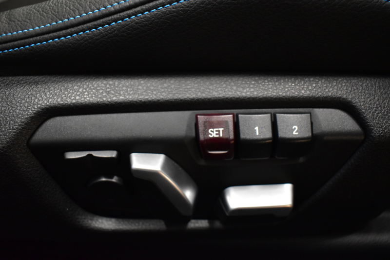 BMW Mシリーズ M2 6速MT LCI後期 ｾﾚｸﾄP ｻﾝﾙｰﾌ ﾋｰﾀｰ付黒革 LEDﾍｯﾄﾞﾗｲﾄ&ﾃｰﾙ ﾀｯﾁﾊﾟﾈﾙHDDﾅﾋﾞ Bｶﾒﾗ ﾘｱPDC 19AW 車線逸脱&歩行者警告 衝突軽減ﾌﾞﾚｰｷ ｶｰﾎﾞﾝｲﾝﾃﾘｱ ｶｰﾎﾞﾝﾄﾗﾝｸｽﾎﾟｲﾗｰ iｽﾄｯﾌﾟ ｽﾏｰﾄｷｰ 2年保証