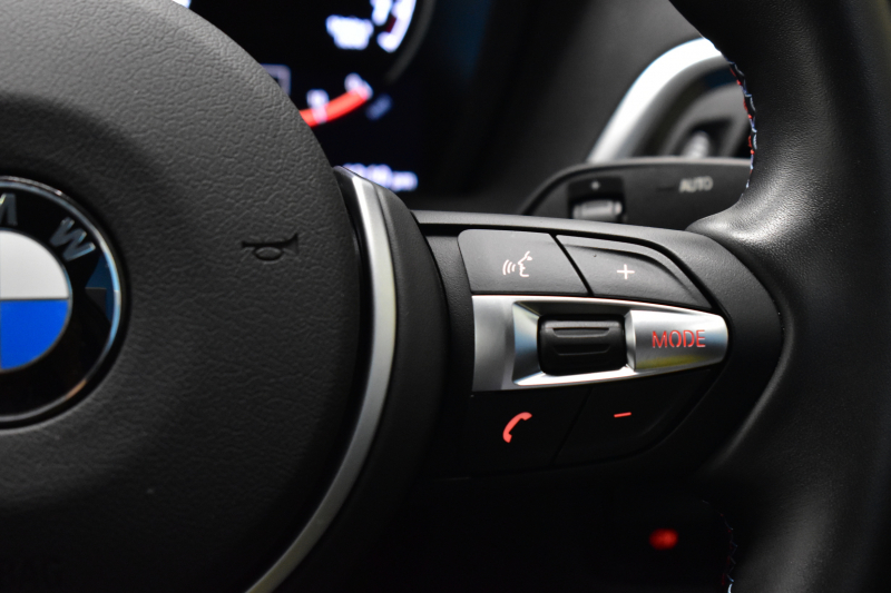 BMW Mシリーズ M2 6速MT LCI後期 ｾﾚｸﾄP ｻﾝﾙｰﾌ ﾋｰﾀｰ付黒革 LEDﾍｯﾄﾞﾗｲﾄ&ﾃｰﾙ ﾀｯﾁﾊﾟﾈﾙHDDﾅﾋﾞ Bｶﾒﾗ ﾘｱPDC 19AW 車線逸脱&歩行者警告 衝突軽減ﾌﾞﾚｰｷ ｶｰﾎﾞﾝｲﾝﾃﾘｱ ｶｰﾎﾞﾝﾄﾗﾝｸｽﾎﾟｲﾗｰ iｽﾄｯﾌﾟ ｽﾏｰﾄｷｰ 2年保証