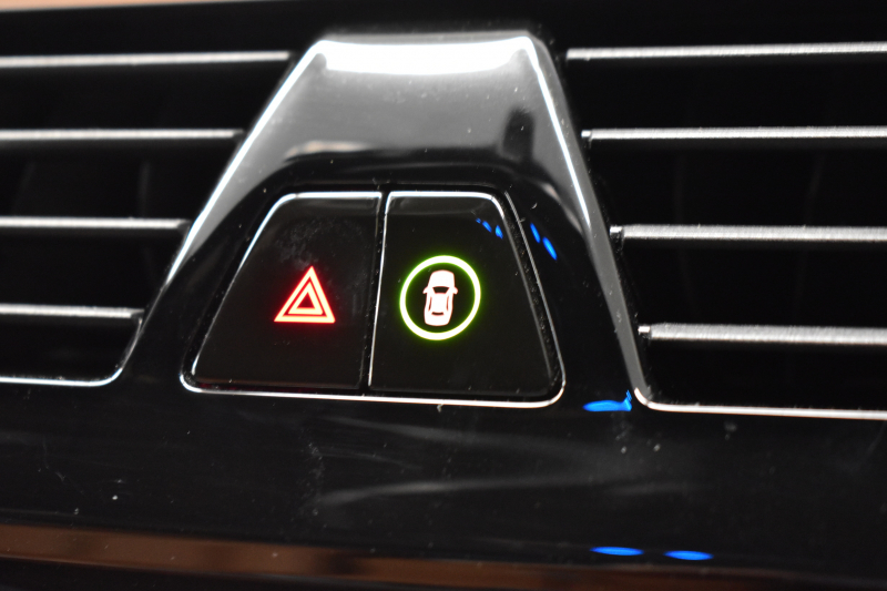 BMW 5シリーズ 530e Mｽﾎﾟｰﾂ ｴﾃﾞｨｼｮﾝｼﾞｮｲ+ LCI後期 PHEV 全席ﾋｰﾀｰ付茶革 新ﾃﾞｻﾞｲﾝLEDﾍｯﾄﾞﾗｲﾄ 可変ｻｽﾍﾟﾝｼｮﾝ ﾗｲﾌﾞｺｸﾋﾟｯﾄ ACC HUD LCW ﾀｯﾁﾊﾟﾈﾙﾅﾋﾞ3Dﾋﾞｭｰ全周囲ｶﾒ ﾌﾙｾｸﾞ 電動ﾄﾗﾝｸ 2年保証