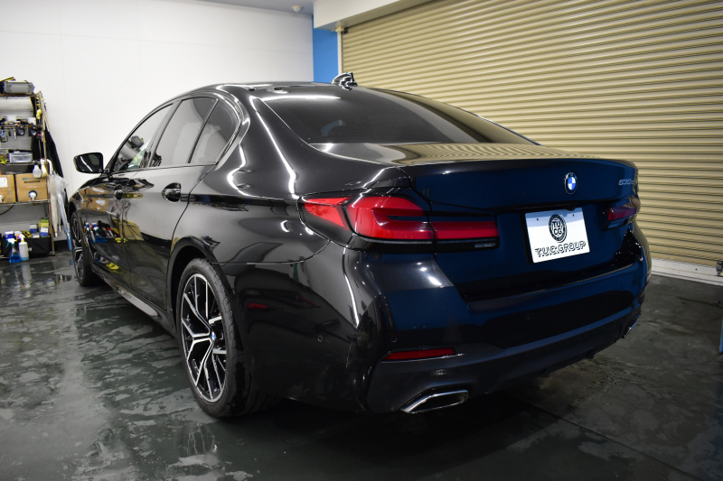 BMW 5シリーズ 530e Mｽﾎﾟｰﾂ ｴﾃﾞｨｼｮﾝｼﾞｮｲ+ LCI後期 PHEV 全席ﾋｰﾀｰ付茶革 新ﾃﾞｻﾞｲﾝLEDﾍｯﾄﾞﾗｲﾄ 可変ｻｽﾍﾟﾝｼｮﾝ ﾗｲﾌﾞｺｸﾋﾟｯﾄ ACC HUD LCW ﾀｯﾁﾊﾟﾈﾙﾅﾋﾞ3Dﾋﾞｭｰ全周囲ｶﾒ ﾌﾙｾｸﾞ 電動ﾄﾗﾝｸ 2年保証