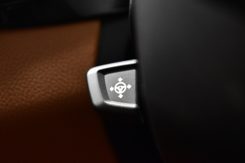 BMW 5シリーズ 530e Mｽﾎﾟｰﾂ ｴﾃﾞｨｼｮﾝｼﾞｮｲ+ LCI後期 PHEV 全席ﾋｰﾀｰ付茶革 新ﾃﾞｻﾞｲﾝLEDﾍｯﾄﾞﾗｲﾄ 可変ｻｽﾍﾟﾝｼｮﾝ ﾗｲﾌﾞｺｸﾋﾟｯﾄ ACC HUD LCW ﾀｯﾁﾊﾟﾈﾙﾅﾋﾞ3Dﾋﾞｭｰ全周囲ｶﾒ ﾌﾙｾｸﾞ 電動ﾄﾗﾝｸ 2年保証