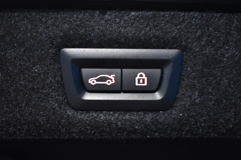 BMW 5シリーズ 530e Mｽﾎﾟｰﾂ ｴﾃﾞｨｼｮﾝｼﾞｮｲ+ LCI後期 PHEV 全席ﾋｰﾀｰ付茶革 新ﾃﾞｻﾞｲﾝLEDﾍｯﾄﾞﾗｲﾄ 可変ｻｽﾍﾟﾝｼｮﾝ ﾗｲﾌﾞｺｸﾋﾟｯﾄ ACC HUD LCW ﾀｯﾁﾊﾟﾈﾙﾅﾋﾞ3Dﾋﾞｭｰ全周囲ｶﾒ ﾌﾙｾｸﾞ 電動ﾄﾗﾝｸ 2年保証