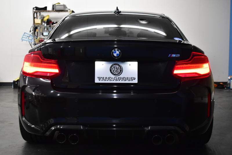 BMW Mシリーズ M2 ｴﾃﾞｨｼｮﾝﾌﾞﾗｯｸｼｬﾄﾞｳ LCI後期 100台限定 Mperformance19AW&ｶｰﾎﾞﾝﾃﾞｨﾌｭｰｻﾞｰ ﾋｰﾀｰ付黒革 ｱﾀﾞﾌﾟﾃｨﾌﾞﾍｷｻｺﾞﾅﾙLEDﾍｯﾄﾞﾗｲﾄ&ﾃｰﾙ ﾀｯﾁﾊﾟﾈﾙHDDﾅﾋﾞBｶﾒﾗ 車線逸脱&歩行者警告 衝突軽減ﾌﾞﾚｰｷ ｽﾏｰﾄｷｰ 2年保証