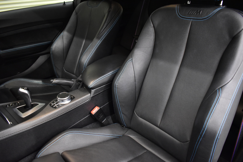 BMW Mシリーズ M2 ｴﾃﾞｨｼｮﾝﾌﾞﾗｯｸｼｬﾄﾞｳ LCI後期 100台限定 Mperformance19AW&ｶｰﾎﾞﾝﾃﾞｨﾌｭｰｻﾞｰ ﾋｰﾀｰ付黒革 ｱﾀﾞﾌﾟﾃｨﾌﾞﾍｷｻｺﾞﾅﾙLEDﾍｯﾄﾞﾗｲﾄ&ﾃｰﾙ ﾀｯﾁﾊﾟﾈﾙHDDﾅﾋﾞBｶﾒﾗ 車線逸脱&歩行者警告 衝突軽減ﾌﾞﾚｰｷ ｽﾏｰﾄｷｰ 2年保証