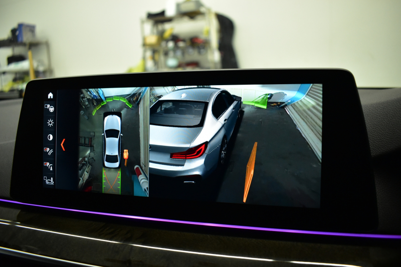 BMW 5シリーズ 530i Mｽﾎﾟｰﾂ ｲﾉﾍﾞｰｼｮﾝ＆ﾊｲﾗｲﾝP ｻﾝﾙｰﾌ 液晶ﾒｰﾀｰ  高出力ﾓﾃﾞﾙ  全席ﾋｰﾀｰ付黒革 HUD LEDﾍｯﾄﾞﾗｲﾄ 追従ACC 車線変更警告 ﾜｲﾔﾚｽ充電 ｼﾞｪｽﾁｬｰC ﾀｯﾁﾊﾟﾈﾙ対応iﾄﾞﾗｲﾌﾞHDDﾅﾋﾞﾌﾙｾｸﾞ 3Dﾋﾞｭｰ Pｱｼｽﾄﾌﾟﾗｽ 電動ﾄﾗﾝｸ 2年保証