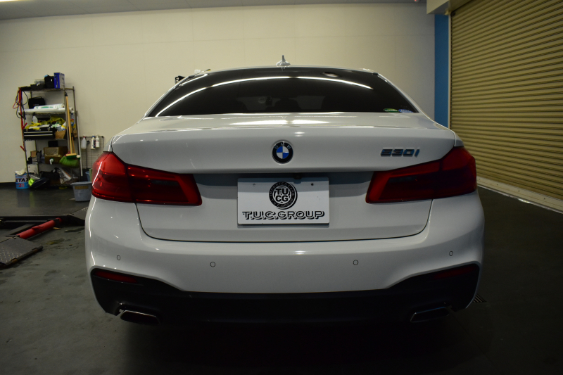 BMW 5シリーズ 530i Mｽﾎﾟｰﾂ ｲﾉﾍﾞｰｼｮﾝ＆ﾊｲﾗｲﾝP ｻﾝﾙｰﾌ 液晶ﾒｰﾀｰ  高出力ﾓﾃﾞﾙ  全席ﾋｰﾀｰ付黒革 HUD LEDﾍｯﾄﾞﾗｲﾄ 追従ACC 車線変更警告 ﾜｲﾔﾚｽ充電 ｼﾞｪｽﾁｬｰC ﾀｯﾁﾊﾟﾈﾙ対応iﾄﾞﾗｲﾌﾞHDDﾅﾋﾞﾌﾙｾｸﾞ 3Dﾋﾞｭｰ Pｱｼｽﾄﾌﾟﾗｽ 電動ﾄﾗﾝｸ 2年保証