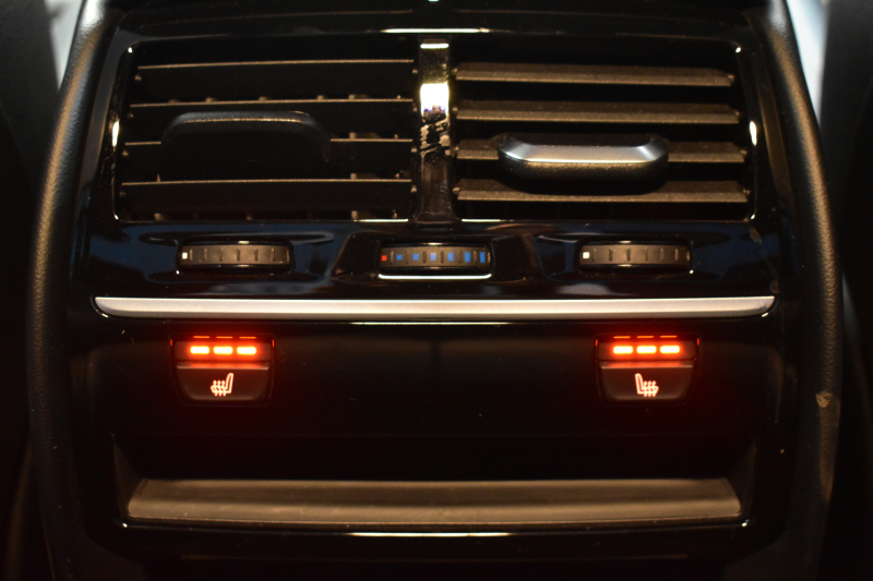 BMW 5シリーズ 530i Mｽﾎﾟｰﾂ ｲﾉﾍﾞｰｼｮﾝ＆ﾊｲﾗｲﾝP ｻﾝﾙｰﾌ 液晶ﾒｰﾀｰ  高出力ﾓﾃﾞﾙ  全席ﾋｰﾀｰ付黒革 HUD LEDﾍｯﾄﾞﾗｲﾄ 追従ACC 車線変更警告 ﾜｲﾔﾚｽ充電 ｼﾞｪｽﾁｬｰC ﾀｯﾁﾊﾟﾈﾙ対応iﾄﾞﾗｲﾌﾞHDDﾅﾋﾞﾌﾙｾｸﾞ 3Dﾋﾞｭｰ Pｱｼｽﾄﾌﾟﾗｽ 電動ﾄﾗﾝｸ 2年保証