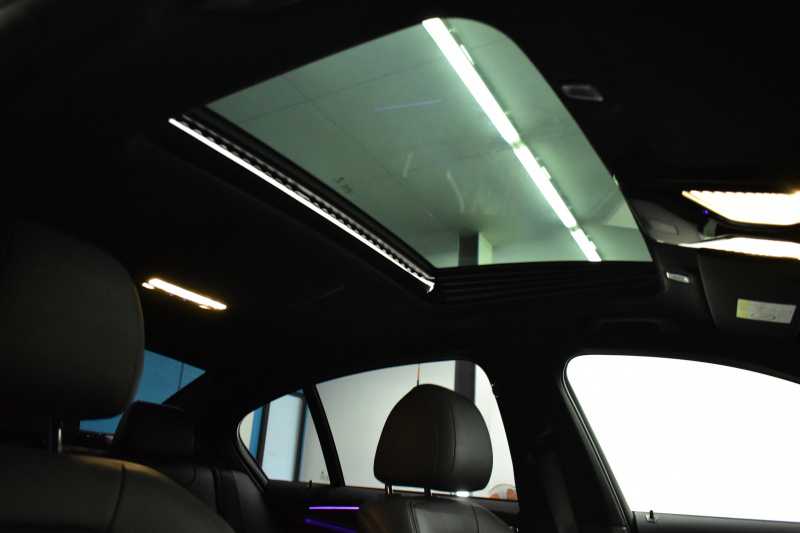 BMW 5シリーズ 530i Mｽﾎﾟｰﾂ ｲﾉﾍﾞｰｼｮﾝ＆ﾊｲﾗｲﾝP ｻﾝﾙｰﾌ 液晶ﾒｰﾀｰ  高出力ﾓﾃﾞﾙ  全席ﾋｰﾀｰ付黒革 HUD LEDﾍｯﾄﾞﾗｲﾄ 追従ACC 車線変更警告 ﾜｲﾔﾚｽ充電 ｼﾞｪｽﾁｬｰC ﾀｯﾁﾊﾟﾈﾙ対応iﾄﾞﾗｲﾌﾞHDDﾅﾋﾞﾌﾙｾｸﾞ 3Dﾋﾞｭｰ Pｱｼｽﾄﾌﾟﾗｽ 電動ﾄﾗﾝｸ 2年保証