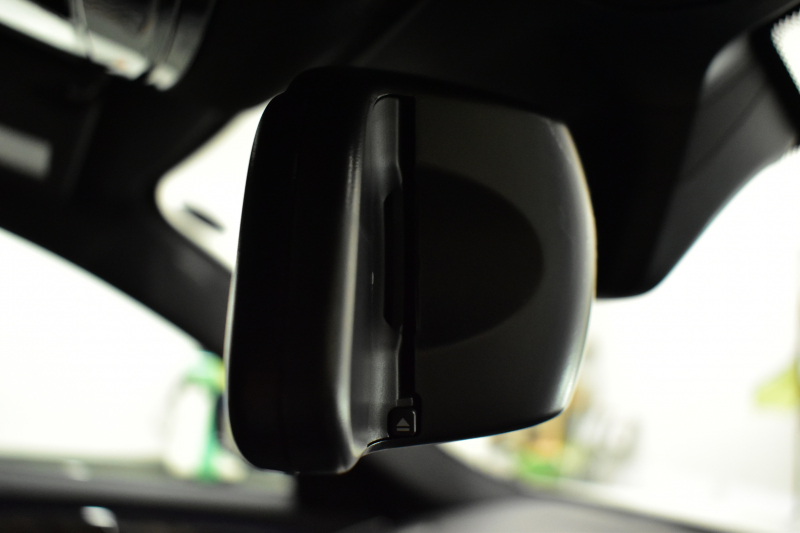 BMW 5シリーズ 530i Mｽﾎﾟｰﾂ ｲﾉﾍﾞｰｼｮﾝ＆ﾊｲﾗｲﾝP ｻﾝﾙｰﾌ 液晶ﾒｰﾀｰ  高出力ﾓﾃﾞﾙ  全席ﾋｰﾀｰ付黒革 HUD LEDﾍｯﾄﾞﾗｲﾄ 追従ACC 車線変更警告 ﾜｲﾔﾚｽ充電 ｼﾞｪｽﾁｬｰC ﾀｯﾁﾊﾟﾈﾙ対応iﾄﾞﾗｲﾌﾞHDDﾅﾋﾞﾌﾙｾｸﾞ 3Dﾋﾞｭｰ Pｱｼｽﾄﾌﾟﾗｽ 電動ﾄﾗﾝｸ 2年保証