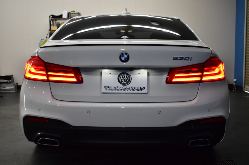 BMW 5シリーズ 530i Mｽﾎﾟｰﾂ ｲﾉﾍﾞｰｼｮﾝ＆ﾊｲﾗｲﾝP ｻﾝﾙｰﾌ 液晶ﾒｰﾀｰ  高出力ﾓﾃﾞﾙ  全席ﾋｰﾀｰ付黒革 HUD LEDﾍｯﾄﾞﾗｲﾄ 追従ACC 車線変更警告 ﾜｲﾔﾚｽ充電 ｼﾞｪｽﾁｬｰC ﾀｯﾁﾊﾟﾈﾙ対応iﾄﾞﾗｲﾌﾞHDDﾅﾋﾞﾌﾙｾｸﾞ 3Dﾋﾞｭｰ Pｱｼｽﾄﾌﾟﾗｽ 電動ﾄﾗﾝｸ 2年保証