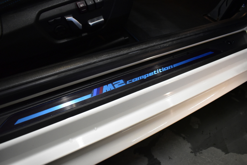 BMW Mシリーズ M2 ｺﾝﾍﾟﾃｨｼｮﾝ MDCT 7速DCT LCI後期 ｾﾚｸﾄP ｻﾝﾙｰﾌ Mperformanceｽﾃｱﾘﾝｸﾞ ﾊｰﾏﾝｶｰﾄﾞﾝ 専用410馬力ｴﾝｼﾞﾝ LEDﾍｯﾄﾞﾗｲﾄ&ﾃｰﾙ ﾋｰﾀｰ付黒革 ﾀｯﾁﾊﾟﾈﾙHDDﾅﾋﾞBｶﾒﾗ 19AW 衝突軽減B ｶｰﾎﾞﾝｲﾝﾃﾘｱ Mｼｰﾄﾍﾞﾙﾄ 2年保証