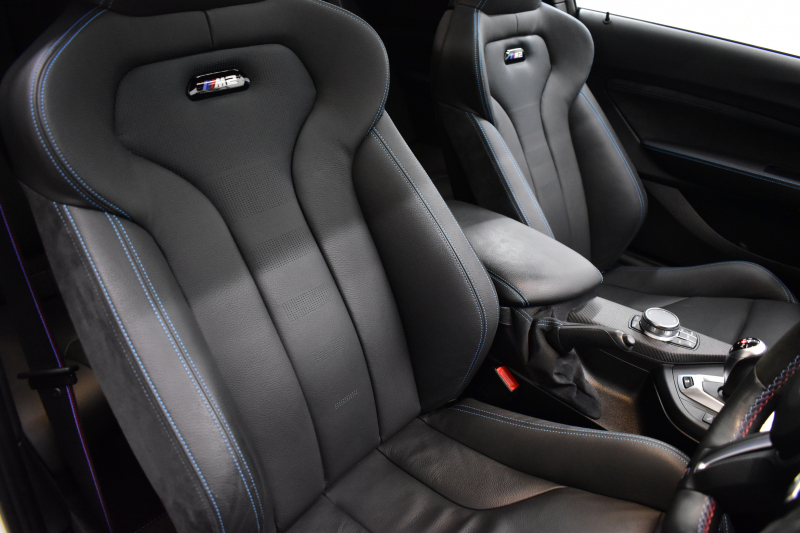 BMW Mシリーズ M2 ｺﾝﾍﾟﾃｨｼｮﾝ MDCT 7速DCT LCI後期 ｾﾚｸﾄP ｻﾝﾙｰﾌ Mperformanceｽﾃｱﾘﾝｸﾞ ﾊｰﾏﾝｶｰﾄﾞﾝ 専用410馬力ｴﾝｼﾞﾝ LEDﾍｯﾄﾞﾗｲﾄ&ﾃｰﾙ ﾋｰﾀｰ付黒革 ﾀｯﾁﾊﾟﾈﾙHDDﾅﾋﾞBｶﾒﾗ 19AW 衝突軽減B ｶｰﾎﾞﾝｲﾝﾃﾘｱ Mｼｰﾄﾍﾞﾙﾄ 2年保証