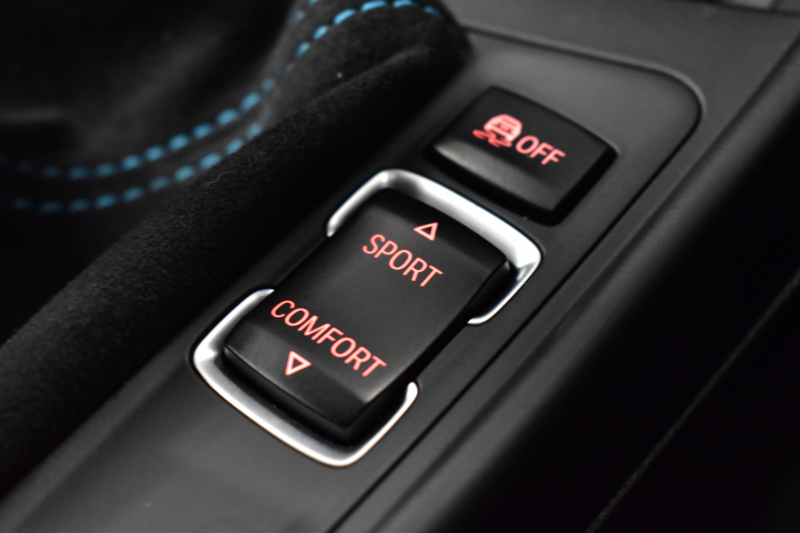 BMW Mシリーズ M2 6速MT ﾋｰﾀｰ付黒革 ﾊｰﾏﾝｶｰﾄﾞﾝ ﾀｯﾁﾊﾟｯﾄﾞHDDﾅﾋﾞ Bｶﾒﾗ ﾘｱPDC 19AW 車線逸脱&歩行者警告 衝突軽減ﾌﾞﾚｰｷ ｷｾﾉﾝﾍｯﾄﾞﾗｲﾄ ｶｰﾎﾞﾝｲﾝﾃﾘｱ ﾄﾗﾝｸｽﾎﾟｲﾗｰ iｽﾄｯﾌﾟ ｽﾏｰﾄｷｰ 2年保証