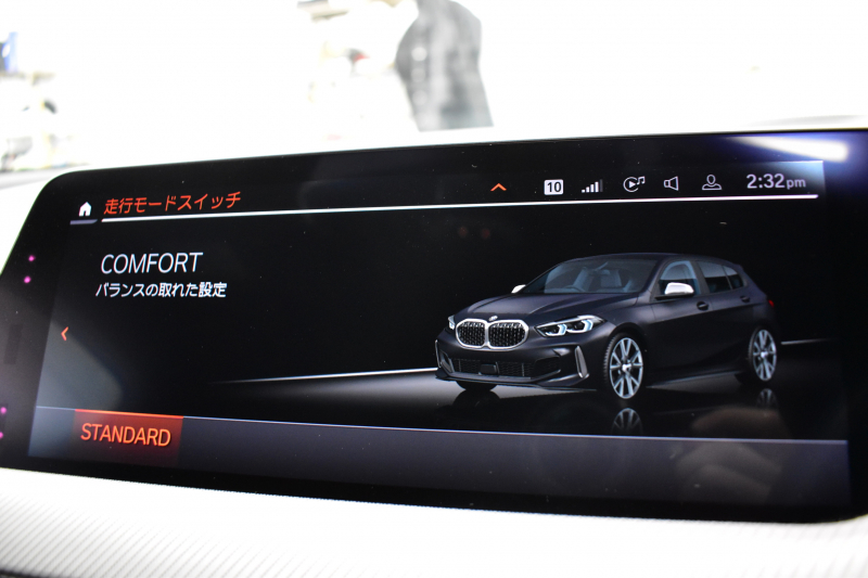 BMW 1シリーズ M135i xDrive 期間限定特別掲載 4WD ﾃﾞﾋﾞｭｰP ﾋｰﾀｰ付電動Mｽﾎﾟｰﾂｼｰﾄ 可変ｻｽﾍﾟﾝｼｮﾝ Mｼｰﾄﾍﾞﾙﾄ Mｽﾎﾟｰﾂﾌﾞﾚｰｷ 追従ACC BMWﾗｲﾌﾞｺｯｸﾋﾟｯﾄ ﾀｯﾁﾊﾟﾈﾙﾅﾋﾞ ｱｯﾌﾟﾙｶｰﾌﾟﾚｲ LEDﾍｯﾄﾞﾗｲﾄ 電動Rｹﾞｰﾄ 2年保証