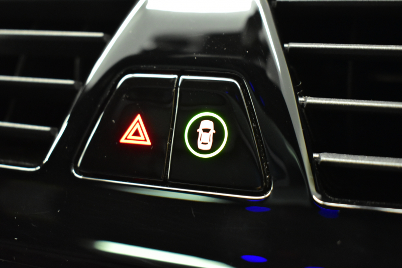 BMW 6シリーズ 630iｸﾞﾗﾝﾂｰﾘｽﾓ Mｽﾎﾟｰﾂ G32型 ｾﾚｸﾄP ﾊﾟﾉﾗﾏｻﾝﾙｰﾌ LEDﾍｯﾄﾞﾗｲﾄ 追従ACC ﾊｰﾏﾝｶｰﾄﾞﾝｻｳﾝﾄﾞ 全席ﾋｰﾀｰ付黒革 HUD 衝突軽減ﾌﾞﾚｰｷ 車線変更 &逸脱&歩行者警告 ﾀｯﾁﾊﾟﾈﾙﾅﾋﾞ 全周囲ｶﾒﾗ3Dﾋﾞｭｰ 液晶ﾒｰﾀｰ  電動Rｹﾞｰﾄ 4ｿﾞｰﾝAC 2年保証