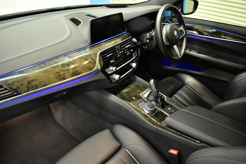 BMW 6シリーズ 630iｸﾞﾗﾝﾂｰﾘｽﾓ Mｽﾎﾟｰﾂ G32型 ｾﾚｸﾄP ﾊﾟﾉﾗﾏｻﾝﾙｰﾌ LEDﾍｯﾄﾞﾗｲﾄ 追従ACC ﾊｰﾏﾝｶｰﾄﾞﾝｻｳﾝﾄﾞ 全席ﾋｰﾀｰ付黒革 HUD 衝突軽減ﾌﾞﾚｰｷ 車線変更 &逸脱&歩行者警告 ﾀｯﾁﾊﾟﾈﾙﾅﾋﾞ 全周囲ｶﾒﾗ3Dﾋﾞｭｰ 液晶ﾒｰﾀｰ  電動Rｹﾞｰﾄ 4ｿﾞｰﾝAC 2年保証