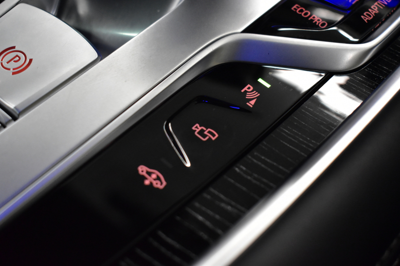 BMW 7シリーズ 740i Mｽﾎﾟｰﾂ LCI後期 1ｵｰﾅｰ ｲﾉﾍﾞｰｼｮﾝP ｻﾝﾙｰﾌ BMWﾚｰｻﾞｰLED 全席ﾋｰﾀｰ&前席ﾍﾞﾝﾁﾚｰｼｮﾝ付黒革 ACC HUD BMWﾗｲﾌﾞｺｯｸﾋﾟｯﾄ ﾀｯﾁﾊﾟﾈﾙﾅﾋﾞ3Dﾋﾞｭｰ ﾌﾙｾｸﾞ ﾊｰﾏﾝｶｰﾄﾞﾝ  液晶ﾒｰﾀｰ 20AW 車線変更&逸脱&歩行者警告 衝突軽減ﾌﾞﾚｰｷ 2年保証