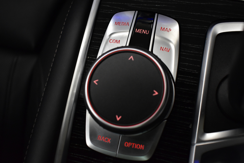 BMW 7シリーズ 740i Mｽﾎﾟｰﾂ LCI後期 1ｵｰﾅｰ ｲﾉﾍﾞｰｼｮﾝP ｻﾝﾙｰﾌ BMWﾚｰｻﾞｰLED 全席ﾋｰﾀｰ&前席ﾍﾞﾝﾁﾚｰｼｮﾝ付黒革 ACC HUD BMWﾗｲﾌﾞｺｯｸﾋﾟｯﾄ ﾀｯﾁﾊﾟﾈﾙﾅﾋﾞ3Dﾋﾞｭｰ ﾌﾙｾｸﾞ ﾊｰﾏﾝｶｰﾄﾞﾝ  液晶ﾒｰﾀｰ 20AW 車線変更&逸脱&歩行者警告 衝突軽減ﾌﾞﾚｰｷ 2年保証