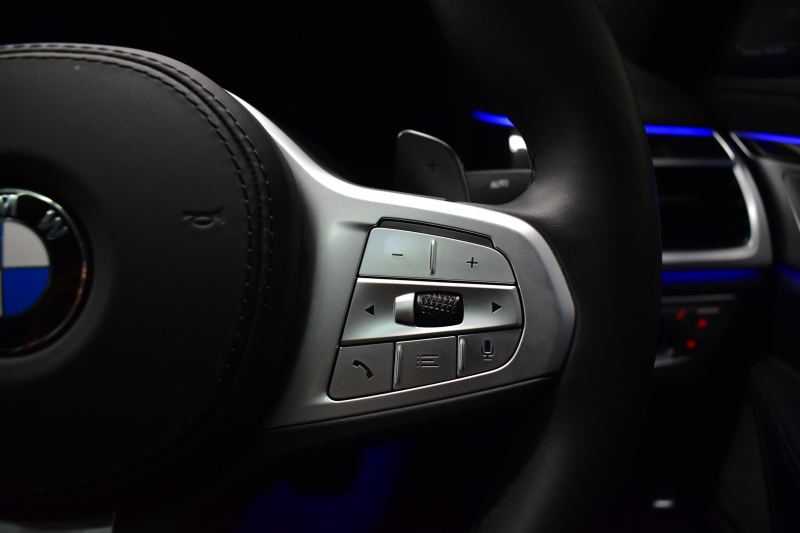 BMW 7シリーズ 740i Mｽﾎﾟｰﾂ LCI後期 1ｵｰﾅｰ ｲﾉﾍﾞｰｼｮﾝP ｻﾝﾙｰﾌ BMWﾚｰｻﾞｰLED 全席ﾋｰﾀｰ&前席ﾍﾞﾝﾁﾚｰｼｮﾝ付黒革 ACC HUD BMWﾗｲﾌﾞｺｯｸﾋﾟｯﾄ ﾀｯﾁﾊﾟﾈﾙﾅﾋﾞ3Dﾋﾞｭｰ ﾌﾙｾｸﾞ ﾊｰﾏﾝｶｰﾄﾞﾝ  液晶ﾒｰﾀｰ 20AW 車線変更&逸脱&歩行者警告 衝突軽減ﾌﾞﾚｰｷ 2年保証