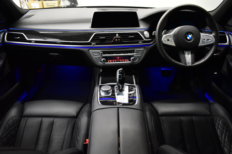 BMW 7シリーズ 740i Mｽﾎﾟｰﾂ LCI後期 1ｵｰﾅｰ ｲﾉﾍﾞｰｼｮﾝP ｻﾝﾙｰﾌ BMWﾚｰｻﾞｰLED 全席ﾋｰﾀｰ&前席ﾍﾞﾝﾁﾚｰｼｮﾝ付黒革 ACC HUD BMWﾗｲﾌﾞｺｯｸﾋﾟｯﾄ ﾀｯﾁﾊﾟﾈﾙﾅﾋﾞ3Dﾋﾞｭｰ ﾌﾙｾｸﾞ ﾊｰﾏﾝｶｰﾄﾞﾝ  液晶ﾒｰﾀｰ 20AW 車線変更&逸脱&歩行者警告 衝突軽減ﾌﾞﾚｰｷ 2年保証