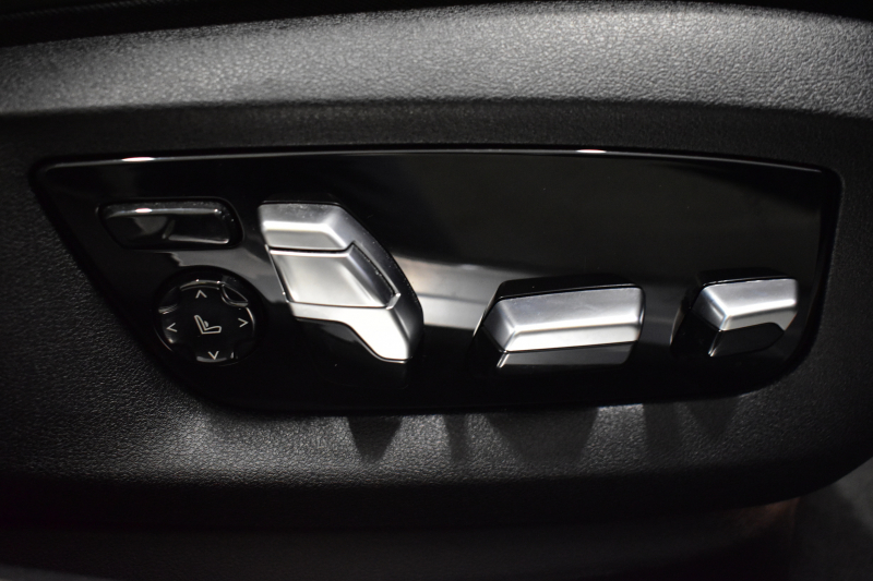 BMW 7シリーズ 740i Mｽﾎﾟｰﾂ LCI後期 1ｵｰﾅｰ ｲﾉﾍﾞｰｼｮﾝP ｻﾝﾙｰﾌ BMWﾚｰｻﾞｰLED 全席ﾋｰﾀｰ&前席ﾍﾞﾝﾁﾚｰｼｮﾝ付黒革 ACC HUD BMWﾗｲﾌﾞｺｯｸﾋﾟｯﾄ ﾀｯﾁﾊﾟﾈﾙﾅﾋﾞ3Dﾋﾞｭｰ ﾌﾙｾｸﾞ ﾊｰﾏﾝｶｰﾄﾞﾝ  液晶ﾒｰﾀｰ 20AW 車線変更&逸脱&歩行者警告 衝突軽減ﾌﾞﾚｰｷ 2年保証