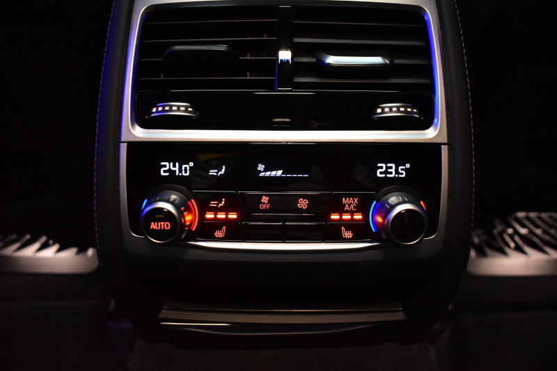 BMW 7シリーズ 740i Mｽﾎﾟｰﾂ LCI後期 1ｵｰﾅｰ ｲﾉﾍﾞｰｼｮﾝP ｻﾝﾙｰﾌ BMWﾚｰｻﾞｰLED 全席ﾋｰﾀｰ&前席ﾍﾞﾝﾁﾚｰｼｮﾝ付黒革 ACC HUD BMWﾗｲﾌﾞｺｯｸﾋﾟｯﾄ ﾀｯﾁﾊﾟﾈﾙﾅﾋﾞ3Dﾋﾞｭｰ ﾌﾙｾｸﾞ ﾊｰﾏﾝｶｰﾄﾞﾝ  液晶ﾒｰﾀｰ 20AW 車線変更&逸脱&歩行者警告 衝突軽減ﾌﾞﾚｰｷ 2年保証