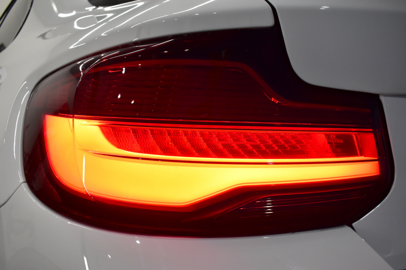 BMW Mシリーズ M2 ｺﾝﾍﾟﾃｨｼｮﾝ MDCT 7速DCT LCI後期  ﾊｰﾏﾝｶｰﾄﾞﾝ 専用410馬力ｴﾝｼﾞﾝ LEDﾍｯﾄﾞﾗｲﾄ&ﾃｰﾙ ﾋｰﾀｰ付黒革 ﾀｯﾁﾊﾟﾈﾙHDDﾅﾋﾞBｶﾒﾗ 19AW 衝突軽減B 車線逸脱＆歩行者警告 ｶｰﾎﾞﾝｲﾝﾃﾘｱ Mｼｰﾄﾍﾞﾙﾄ 2年保証