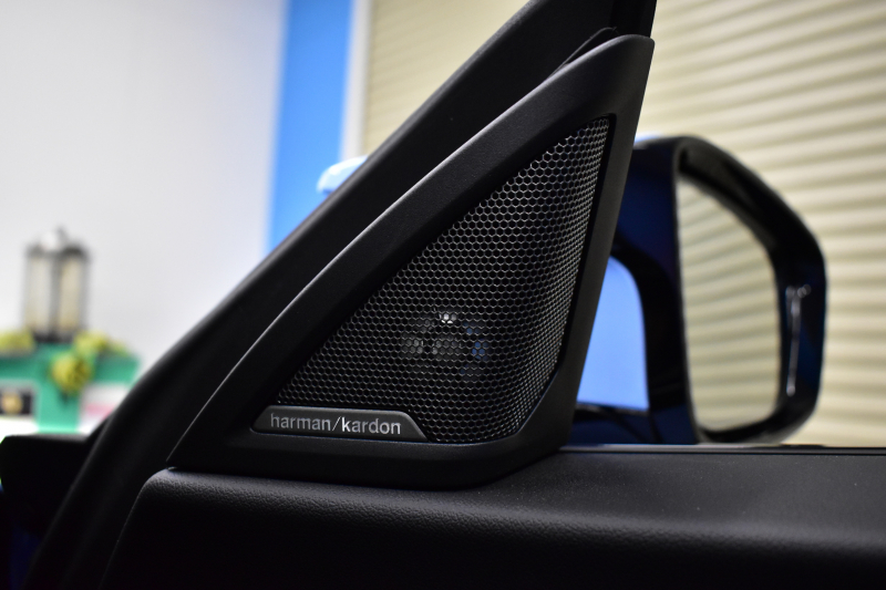 BMW Mシリーズ M2ｸｰﾍﾟ 新車保証R8年8月迄 1ｵｰﾅｰ ｶｰﾎﾞﾝﾙｰﾌ ﾊｲﾗｲﾝP ｶｰﾌﾞﾄﾞﾃﾞｨｽﾌﾟﾚｲ ﾋｰﾀｰ付黒革Mｽﾎﾟｰﾂｼｰﾄ 可変Mｻｽ Mｺﾝﾊﾟｳﾝﾄﾞﾌﾞﾚｰｷ ACC HUD BMWﾗｲﾌﾞｺｯｸﾋﾟｯﾄ ﾅﾋﾞBｶﾒﾗ ｱｯﾌﾟﾙｶｰﾌﾟﾚｲ LEDﾍｯﾄﾞﾗｲﾄ Mｽﾎﾟｰﾂﾃﾞﾌ  2年保証