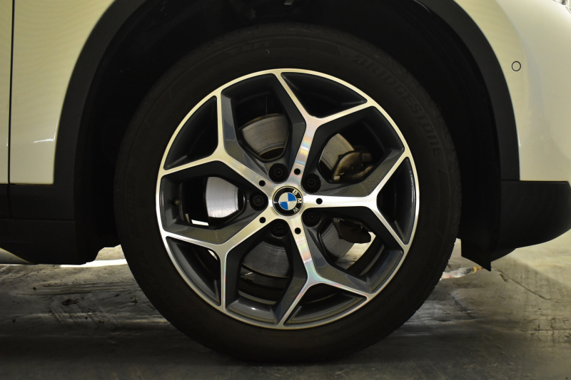 BMW X1 Xdrive20i Xﾗｲﾝ 中期 4WD ﾊｲﾗｲﾝ&ｺﾝﾌｫｰﾄ&ｱﾄﾞﾊﾞﾝｽﾄﾞｱｸﾃｨﾌﾞｾｰﾌﾃｨP 追従ACC HUD ﾋｰﾀｰ付電動黒革 LEDﾍｯﾄﾞﾗｲﾄ 18AW 衝突軽減B ﾀｯﾁﾊﾟﾈﾙﾅﾋﾞ Bｶﾒﾗ 前後PDC Pｱｼｽﾄ 電動Rｹﾞｰﾄ ｽﾏｰﾄｷｰ  2年保証