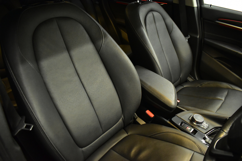 BMW X1 Xdrive20i Xﾗｲﾝ 中期 4WD ﾊｲﾗｲﾝ&ｺﾝﾌｫｰﾄ&ｱﾄﾞﾊﾞﾝｽﾄﾞｱｸﾃｨﾌﾞｾｰﾌﾃｨP 追従ACC HUD ﾋｰﾀｰ付電動黒革 LEDﾍｯﾄﾞﾗｲﾄ 18AW 衝突軽減B ﾀｯﾁﾊﾟﾈﾙﾅﾋﾞ Bｶﾒﾗ 前後PDC Pｱｼｽﾄ 電動Rｹﾞｰﾄ ｽﾏｰﾄｷｰ  2年保証