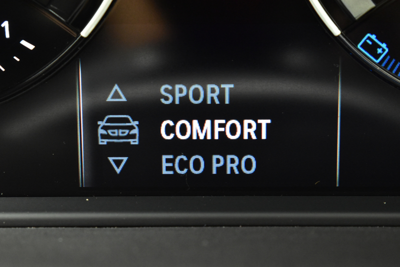 BMW X1 Xdrive20i Xﾗｲﾝ 中期 4WD ﾊｲﾗｲﾝ&ｺﾝﾌｫｰﾄ&ｱﾄﾞﾊﾞﾝｽﾄﾞｱｸﾃｨﾌﾞｾｰﾌﾃｨP 追従ACC HUD ﾋｰﾀｰ付電動黒革 LEDﾍｯﾄﾞﾗｲﾄ 18AW 衝突軽減B ﾀｯﾁﾊﾟﾈﾙﾅﾋﾞ Bｶﾒﾗ 前後PDC Pｱｼｽﾄ 電動Rｹﾞｰﾄ ｽﾏｰﾄｷｰ  2年保証