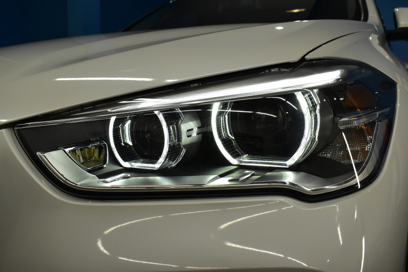 BMW X1 Xdrive20i Xﾗｲﾝ 中期 4WD ﾊｲﾗｲﾝ&ｺﾝﾌｫｰﾄ&ｱﾄﾞﾊﾞﾝｽﾄﾞｱｸﾃｨﾌﾞｾｰﾌﾃｨP 追従ACC HUD ﾋｰﾀｰ付電動黒革 LEDﾍｯﾄﾞﾗｲﾄ 18AW 衝突軽減B ﾀｯﾁﾊﾟﾈﾙﾅﾋﾞ Bｶﾒﾗ 前後PDC Pｱｼｽﾄ 電動Rｹﾞｰﾄ ｽﾏｰﾄｷｰ  2年保証