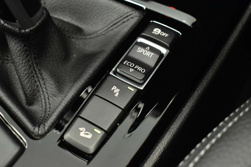 BMW X1 Xdrive20i Xﾗｲﾝ 中期 4WD ﾊｲﾗｲﾝ&ｺﾝﾌｫｰﾄ&ｱﾄﾞﾊﾞﾝｽﾄﾞｱｸﾃｨﾌﾞｾｰﾌﾃｨP 追従ACC HUD ﾋｰﾀｰ付電動黒革 LEDﾍｯﾄﾞﾗｲﾄ 18AW 衝突軽減B ﾀｯﾁﾊﾟﾈﾙﾅﾋﾞ Bｶﾒﾗ 前後PDC Pｱｼｽﾄ 電動Rｹﾞｰﾄ ｽﾏｰﾄｷｰ  2年保証