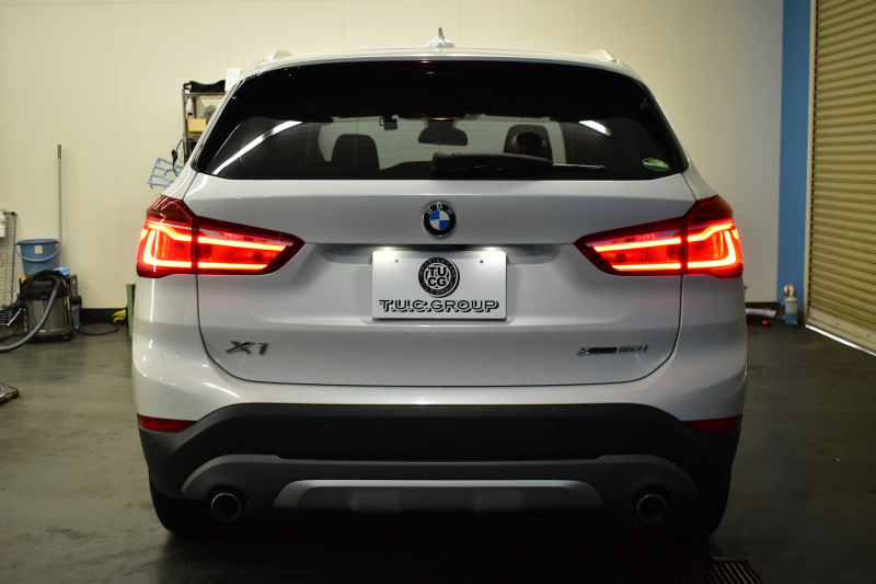 BMW X1 Xdrive20i Xﾗｲﾝ 中期 4WD ﾊｲﾗｲﾝ&ｺﾝﾌｫｰﾄ&ｱﾄﾞﾊﾞﾝｽﾄﾞｱｸﾃｨﾌﾞｾｰﾌﾃｨP 追従ACC HUD ﾋｰﾀｰ付電動黒革 LEDﾍｯﾄﾞﾗｲﾄ 18AW 衝突軽減B ﾀｯﾁﾊﾟﾈﾙﾅﾋﾞ Bｶﾒﾗ 前後PDC Pｱｼｽﾄ 電動Rｹﾞｰﾄ ｽﾏｰﾄｷｰ  2年保証