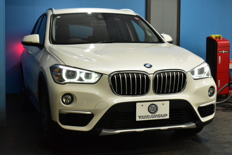 BMW X1 Xdrive20i Xﾗｲﾝ 中期 4WD ﾊｲﾗｲﾝ&ｺﾝﾌｫｰﾄ&ｱﾄﾞﾊﾞﾝｽﾄﾞｱｸﾃｨﾌﾞｾｰﾌﾃｨP 追従ACC HUD ﾋｰﾀｰ付電動黒革 LEDﾍｯﾄﾞﾗｲﾄ 18AW 衝突軽減B ﾀｯﾁﾊﾟﾈﾙﾅﾋﾞ Bｶﾒﾗ 前後PDC Pｱｼｽﾄ 電動Rｹﾞｰﾄ ｽﾏｰﾄｷｰ  2年保証