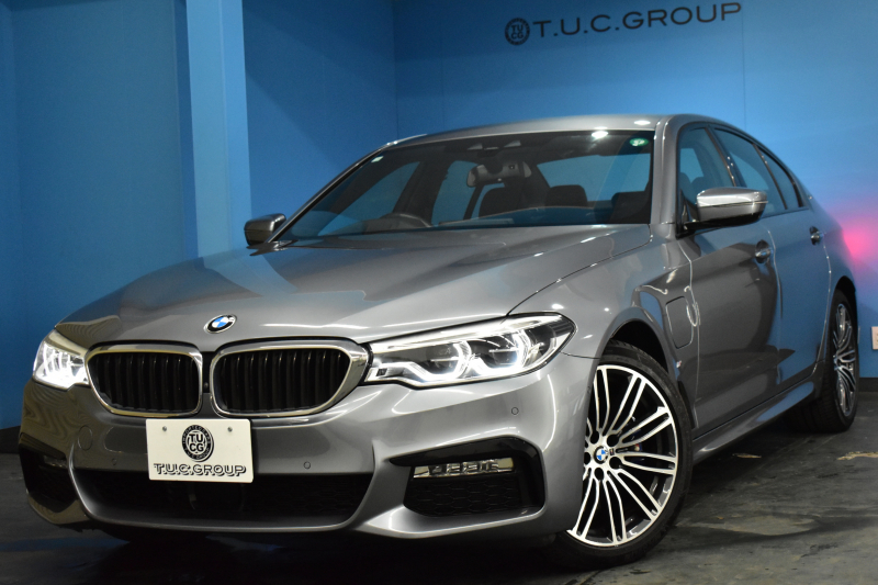 BMW 5シリーズ 530e Mｽﾎﾟｰﾂ PHEV ｲﾉﾍﾞｰｼｮﾝP 全席ﾋｰﾀｰ付黒革 HUD ｱﾀﾞﾌﾟﾃｨﾌﾞLEDﾍｯﾄﾞﾗｲﾄ 追従ACC 車線変更警告 ｼﾞｪｽﾁｬｰC ﾀｯﾁﾊﾟﾈﾙ対応iﾄﾞﾗｲﾌﾞHDDﾅﾋﾞﾌﾙｾｸﾞ 3Dﾋﾞｭｰ Pｱｼｽﾄﾌﾟﾗｽ 電動ﾄﾗﾝｸ  19AW 2年保証