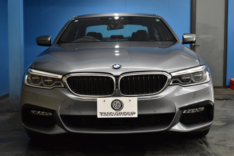 BMW 5シリーズ 530e Mｽﾎﾟｰﾂ PHEV ｲﾉﾍﾞｰｼｮﾝP 全席ﾋｰﾀｰ付黒革 HUD ｱﾀﾞﾌﾟﾃｨﾌﾞLEDﾍｯﾄﾞﾗｲﾄ 追従ACC 車線変更警告 ｼﾞｪｽﾁｬｰC ﾀｯﾁﾊﾟﾈﾙ対応iﾄﾞﾗｲﾌﾞHDDﾅﾋﾞﾌﾙｾｸﾞ 3Dﾋﾞｭｰ Pｱｼｽﾄﾌﾟﾗｽ 電動ﾄﾗﾝｸ  19AW 2年保証